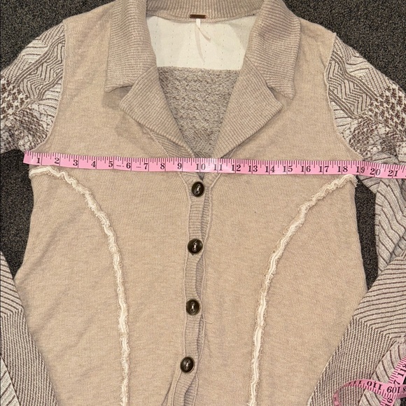 Free People Stylish Beige and Brown Button-Up Cardigan - Picture 2 of 9